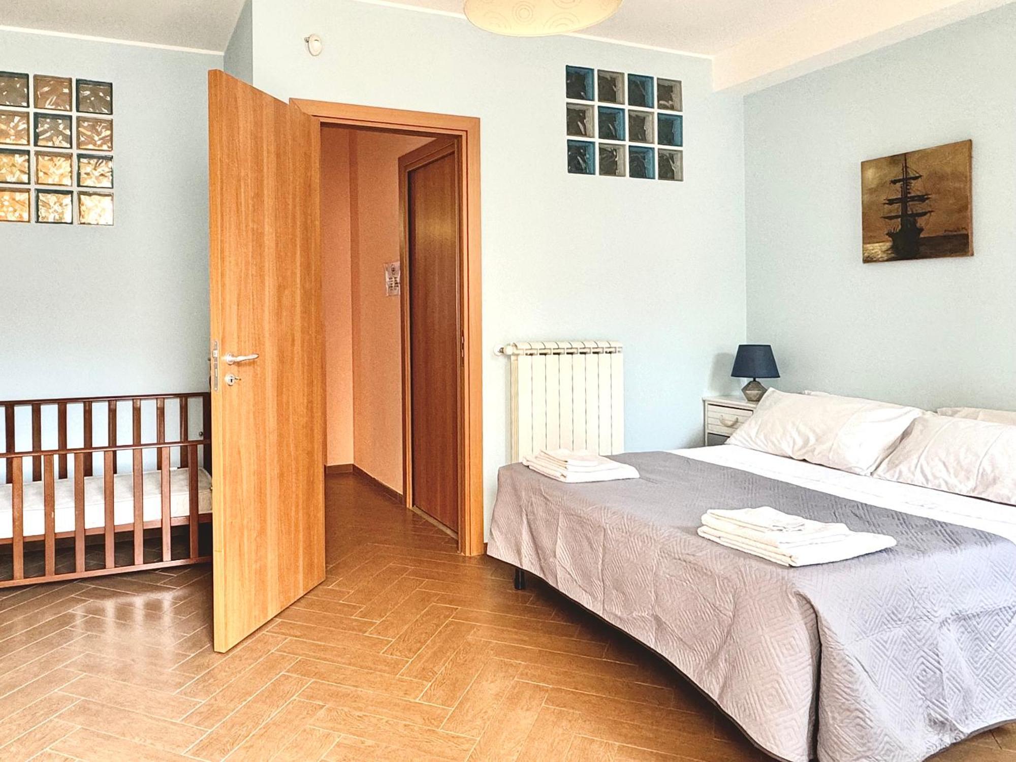 Maremare Apartments Giardini Naxos Værelse billede
